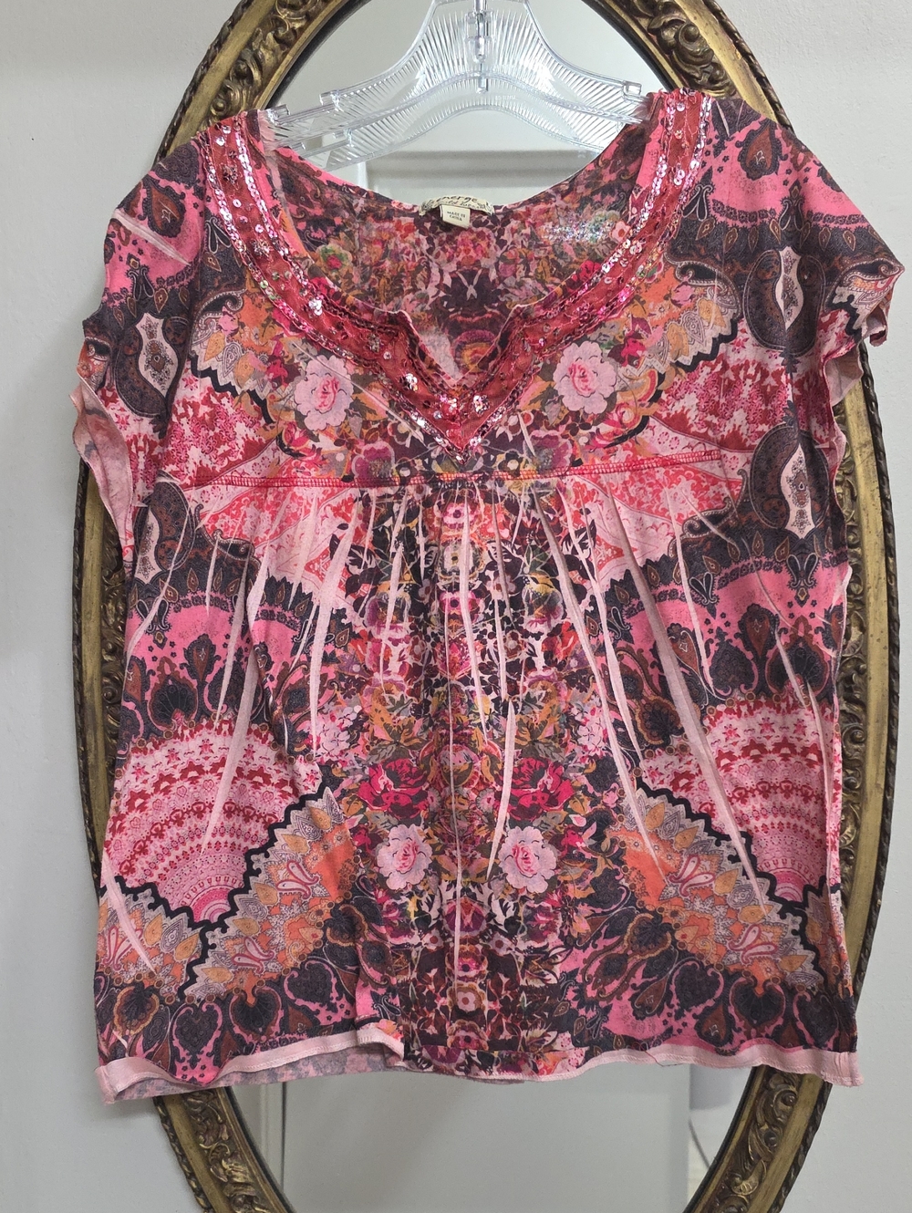 Energe Boho Pink Floral Sequin V-Neck Top Size L Soft Bohemian